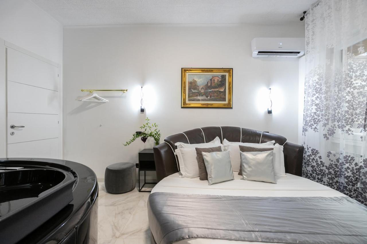Gregorio VII Luxury Suites San Damaso Rom Exteriör bild