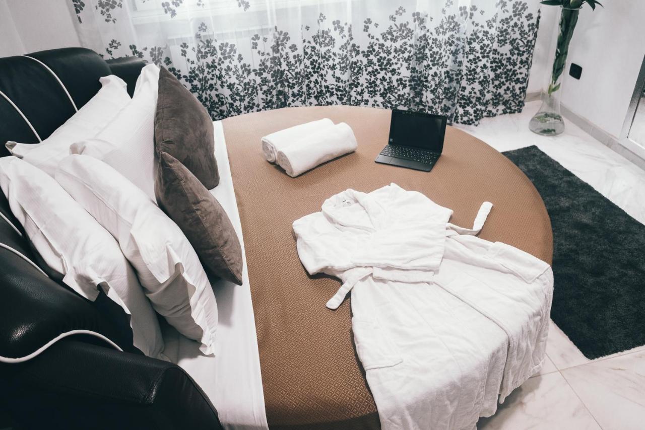 Gregorio VII Luxury Suites San Damaso Rom Exteriör bild