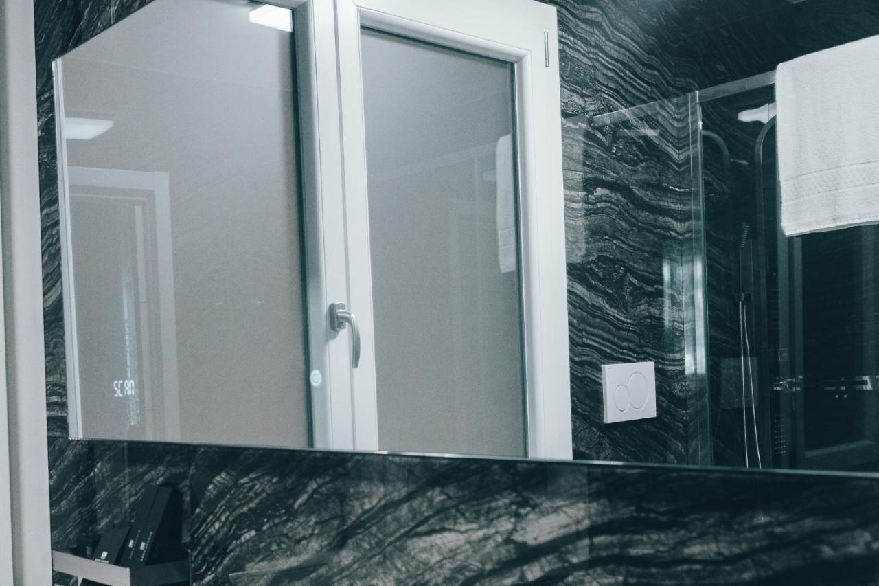 Gregorio VII Luxury Suites San Damaso Rom Exteriör bild