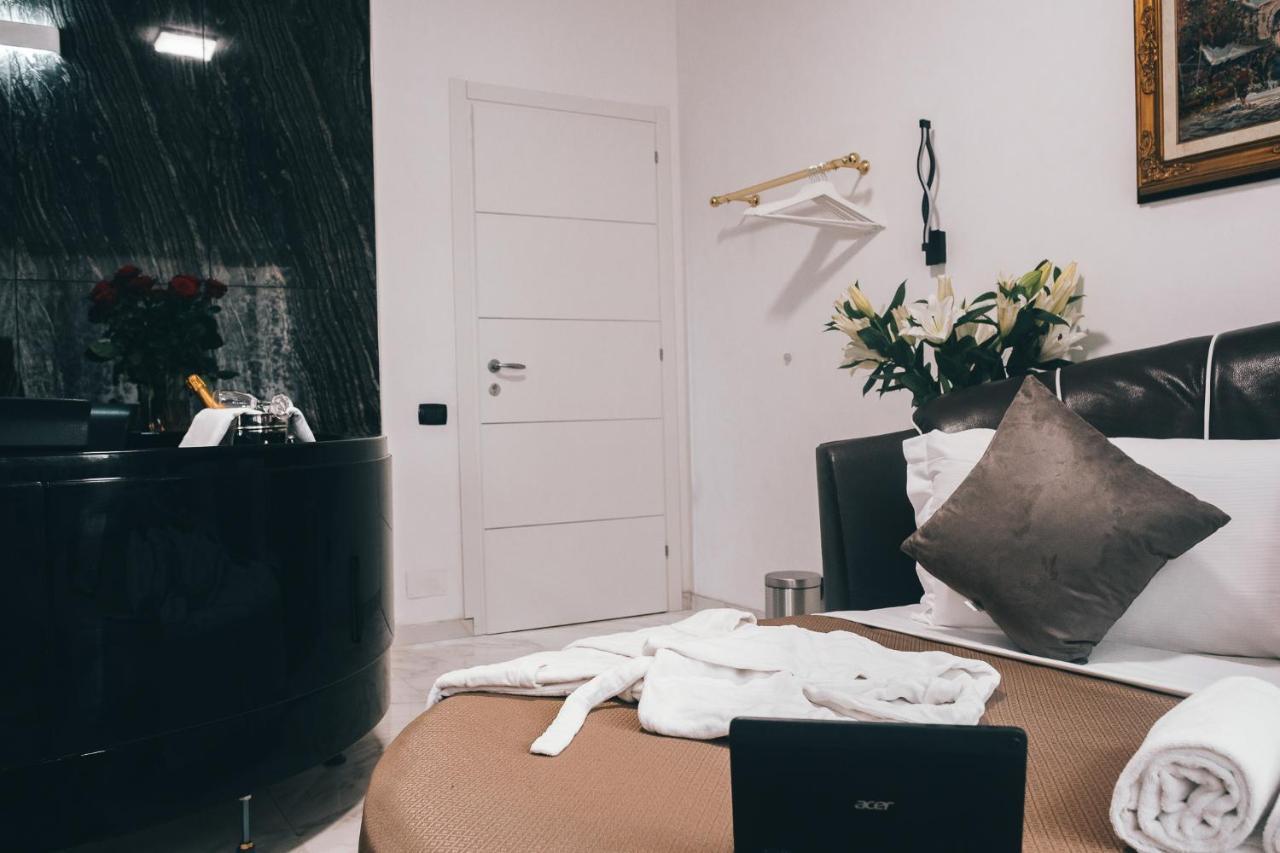 Gregorio VII Luxury Suites San Damaso Rom Exteriör bild
